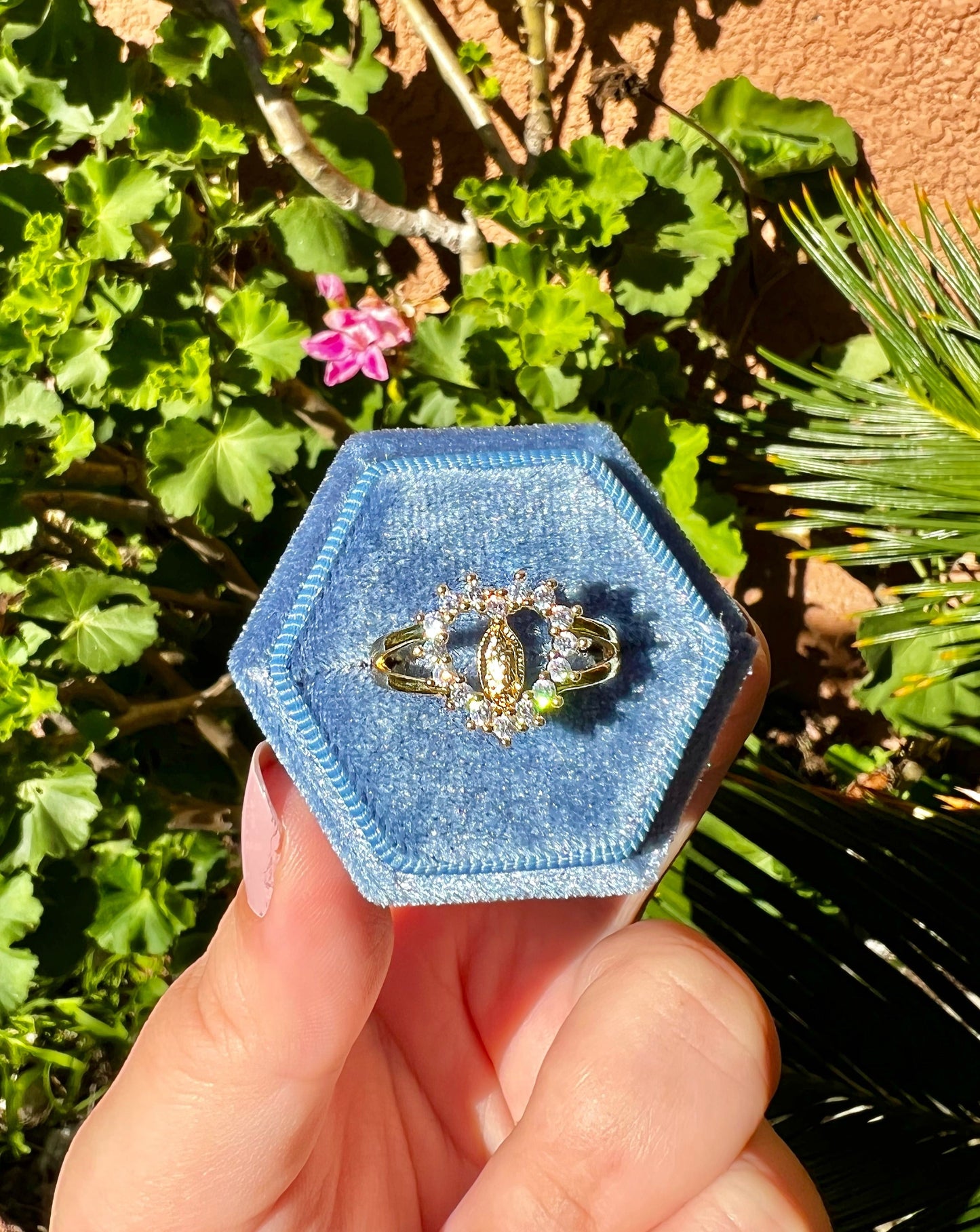 Virgencita Corazon Ring