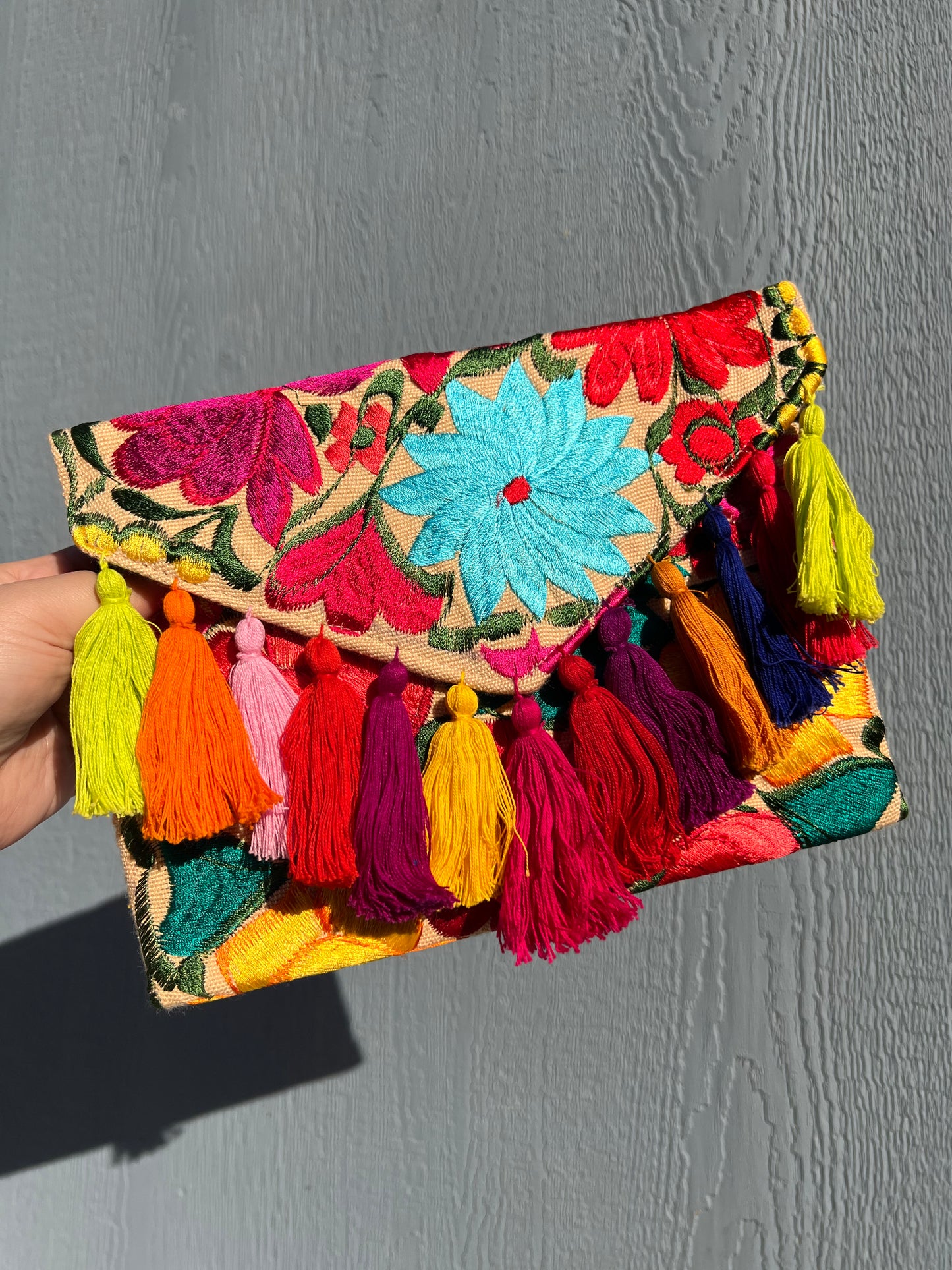 Florisita Embroidered Clutch
