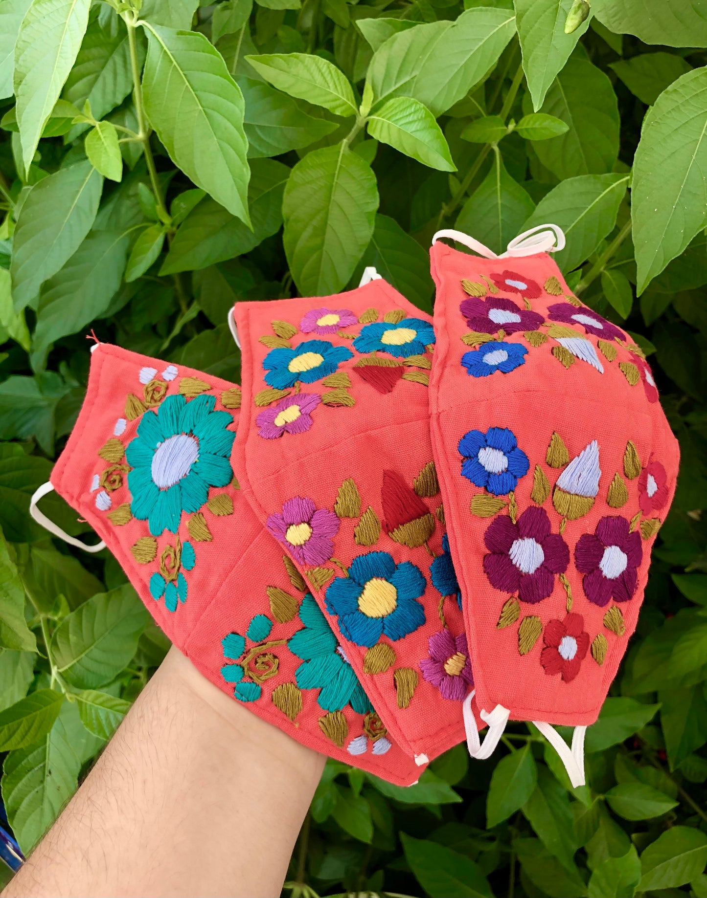 PEACH FLOWER MASK - Latina Palace