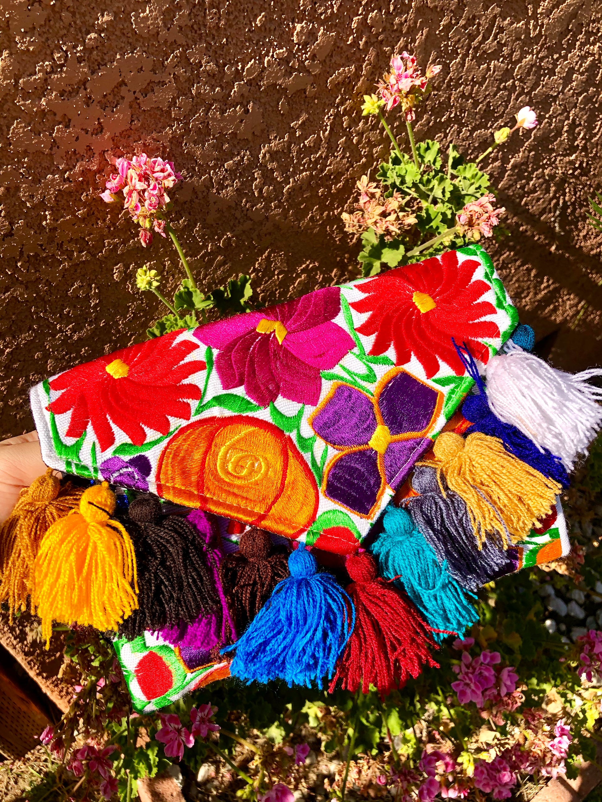 White embroidered purse - Latina Palace
