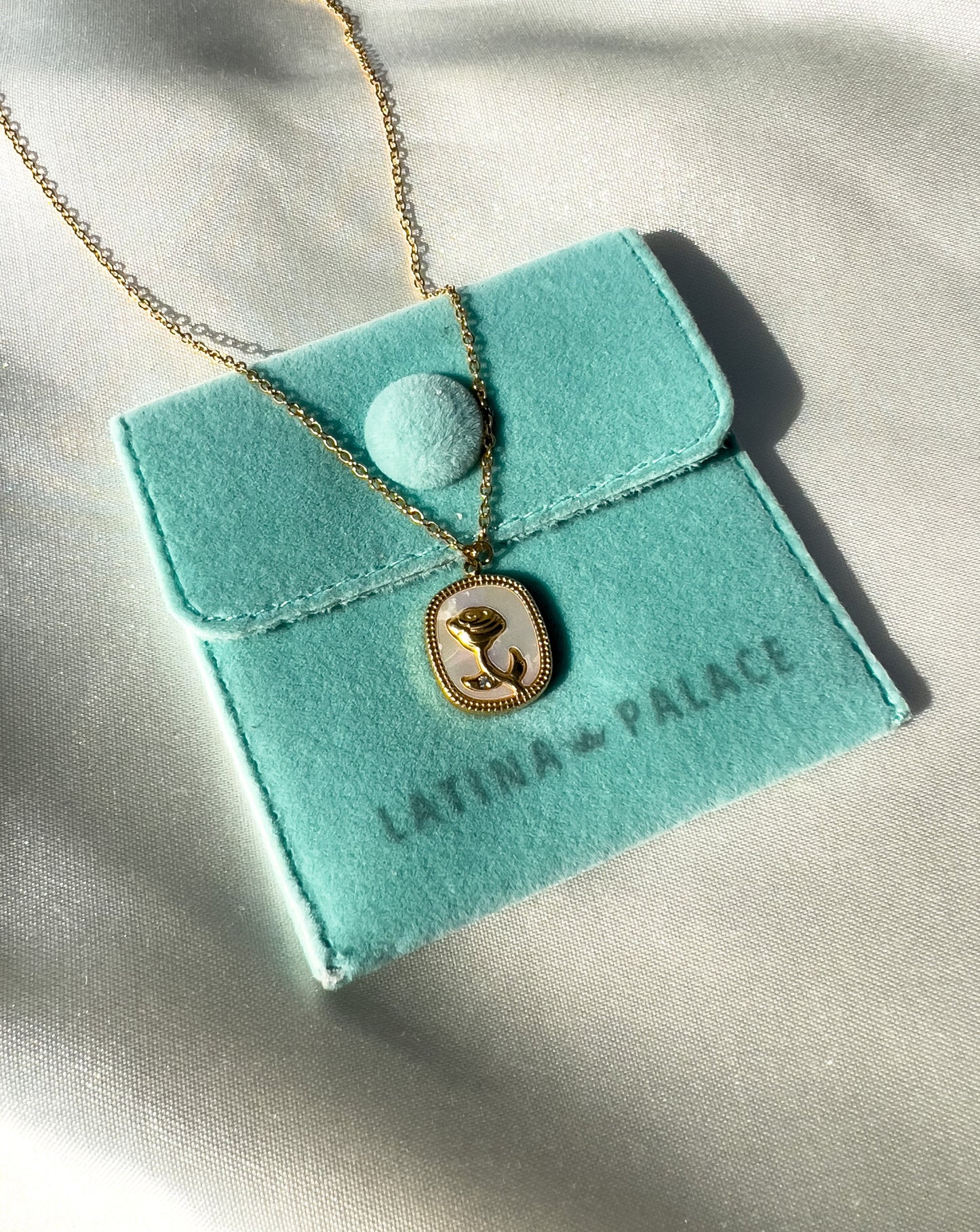 Gold Rose Pearl