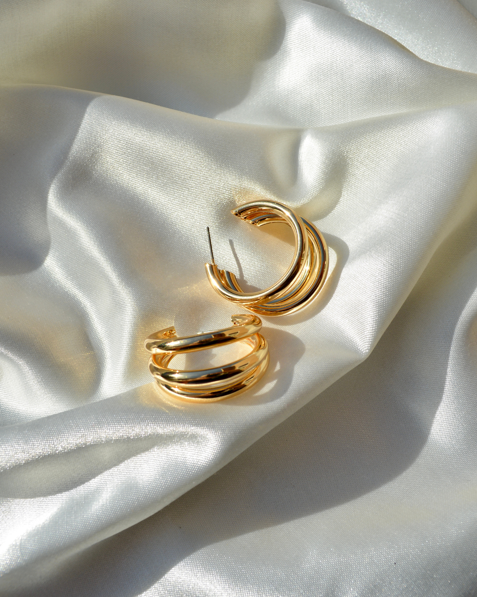 9ct Gold 20mm Triple Hoop Earrings | Angus & Coote