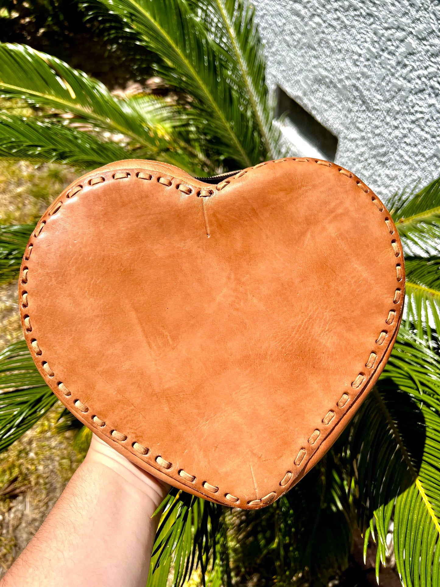 Heart Shaped Mexican Leather Purse | Latina Palace Plain Heart