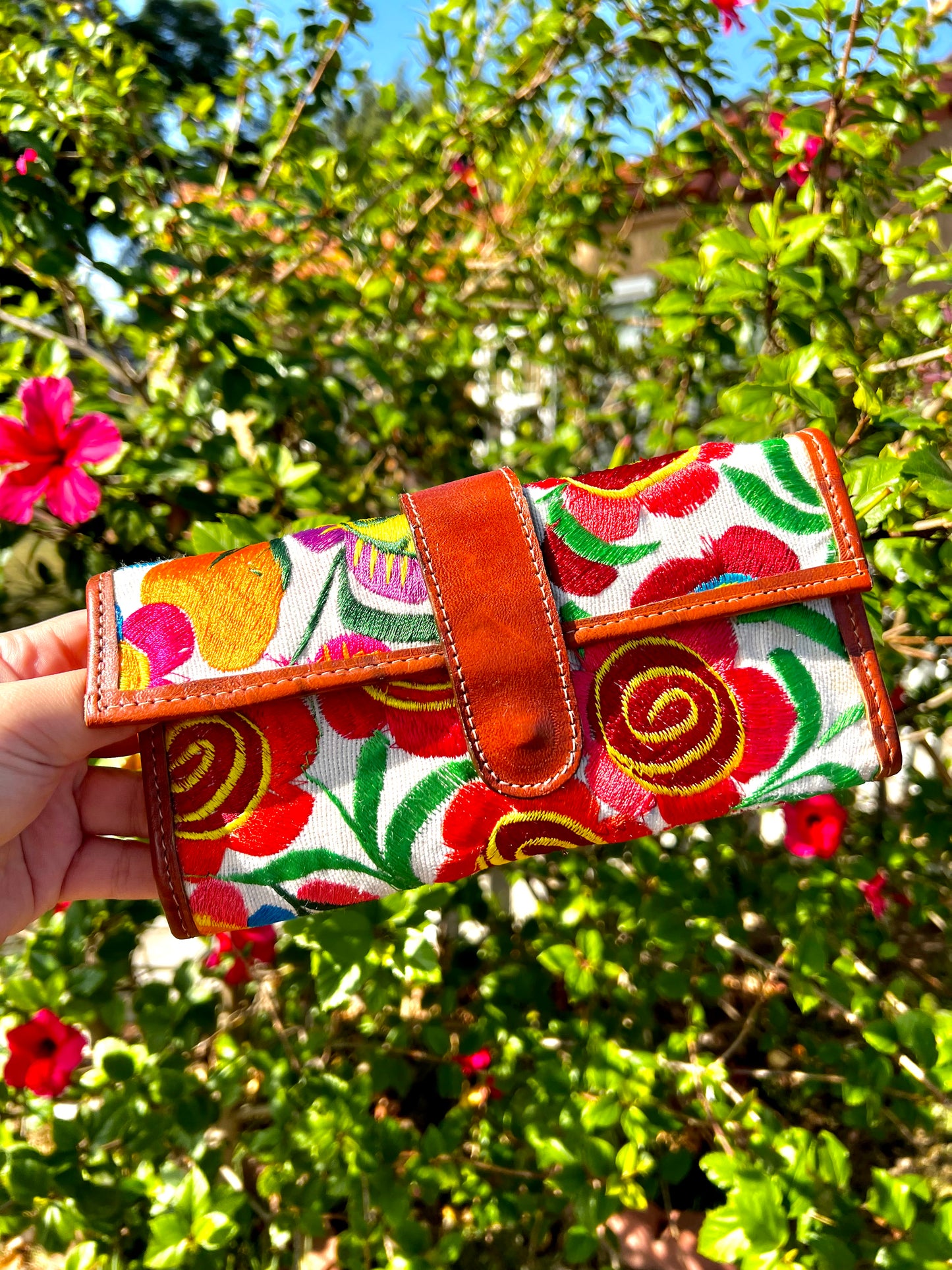 Luz Embroidered Wallet