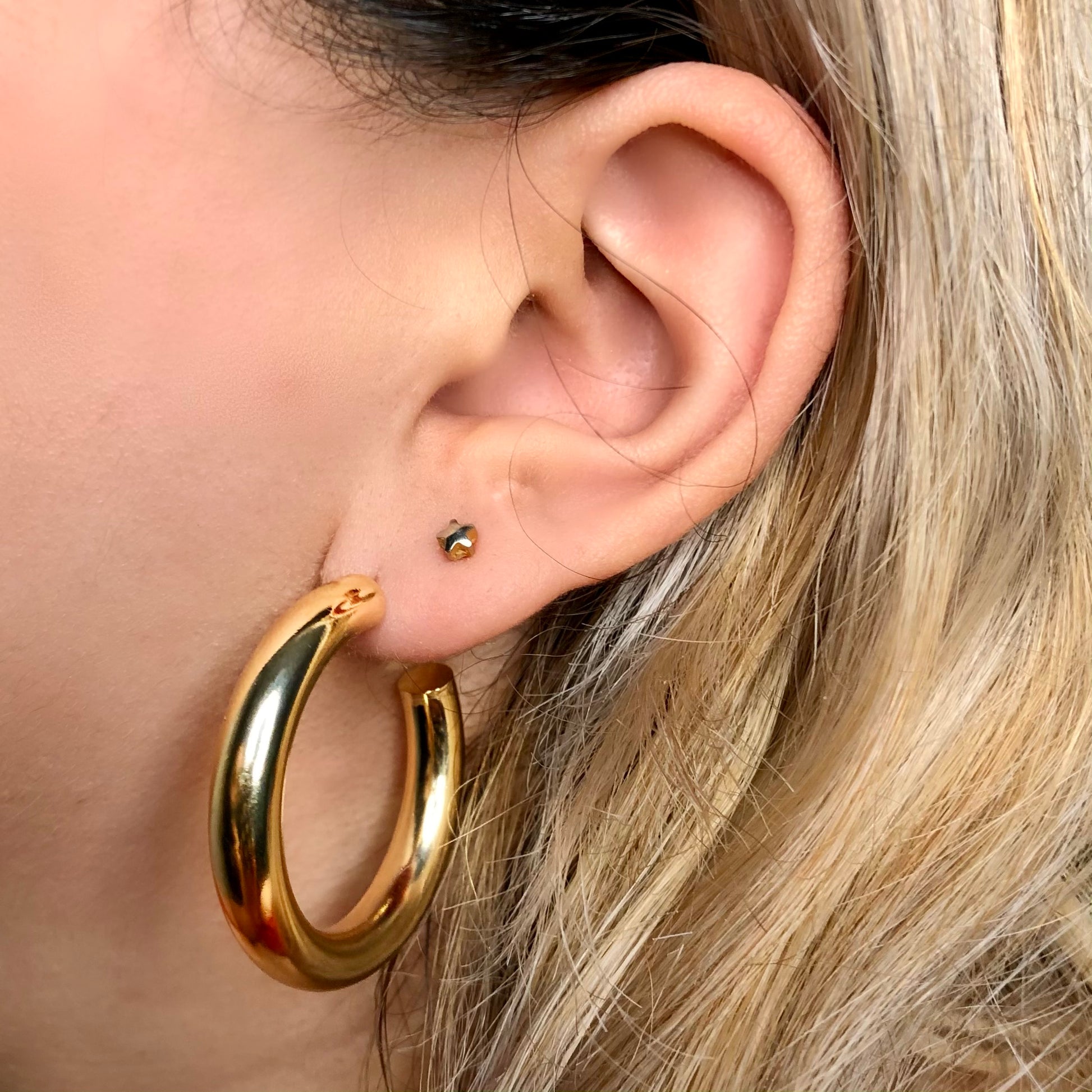 Medium Chunky Hoops - Latina Palace