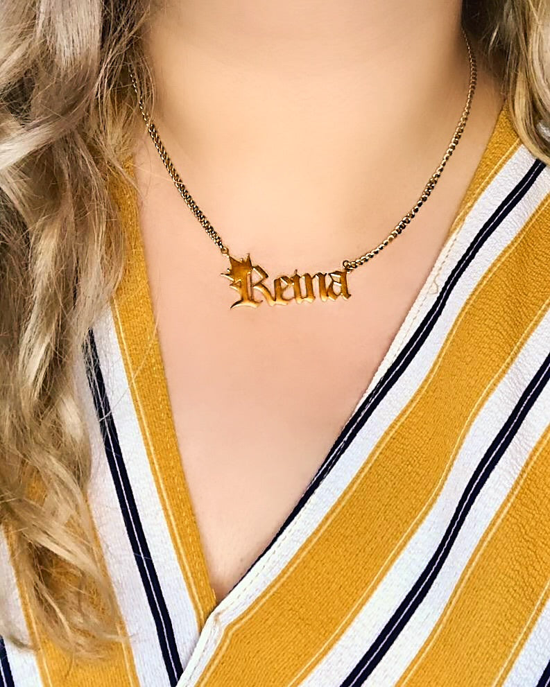 Reina Necklace