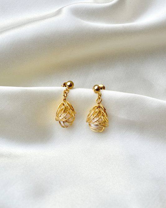 Gold Pearl Earrings - Latina Palace